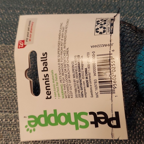 PetShoppe Dog Tennis Balls - Safe for dog's teeth & NON-TOXIC 2 Pk 5☆ BNWT SO - Picture 4 of 16